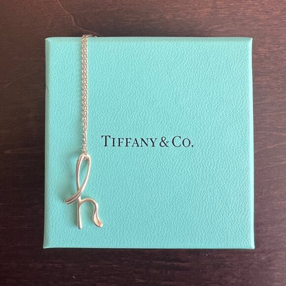 Tiffany & CO. Alphabet Letter H Pendant in Silver - Picture 2 of 6